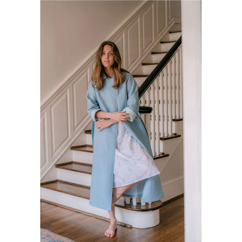 CLASSIC LENORA ROBE – McCalls Reynolda Village