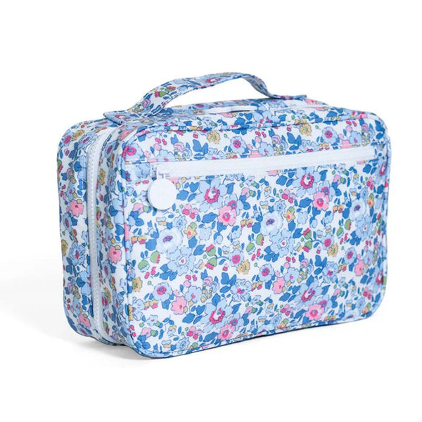BUNDLE UP HANGING TOILETRY BAG - BRIDGEHAMPTON