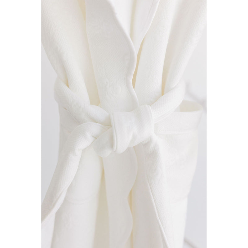 WHITE JACQUARD BOW ROBE