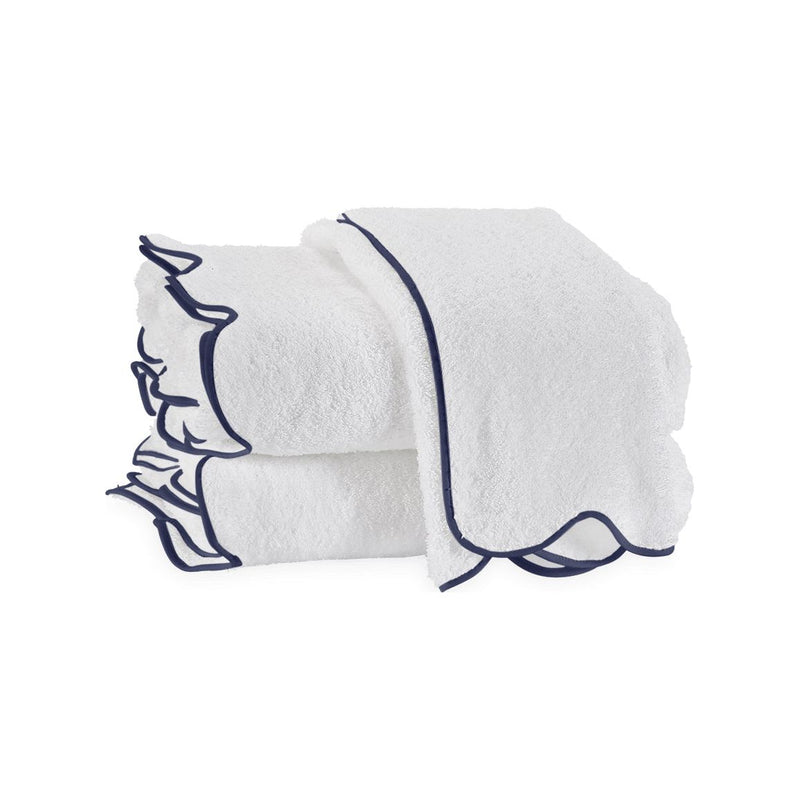 CAIRO SCALLOPED GUEST TOWEL - WHITE